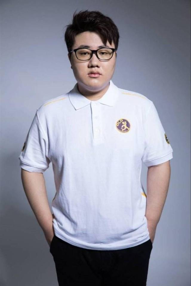 开云·体育-从第一人到凸嘴人机xdd这两个月到底经历了什么28亮79回复绝地求生(量举国之物力结与国之欢心)
